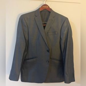 Like New Kenneth Cole Grey Men’s 2 Piece Suit